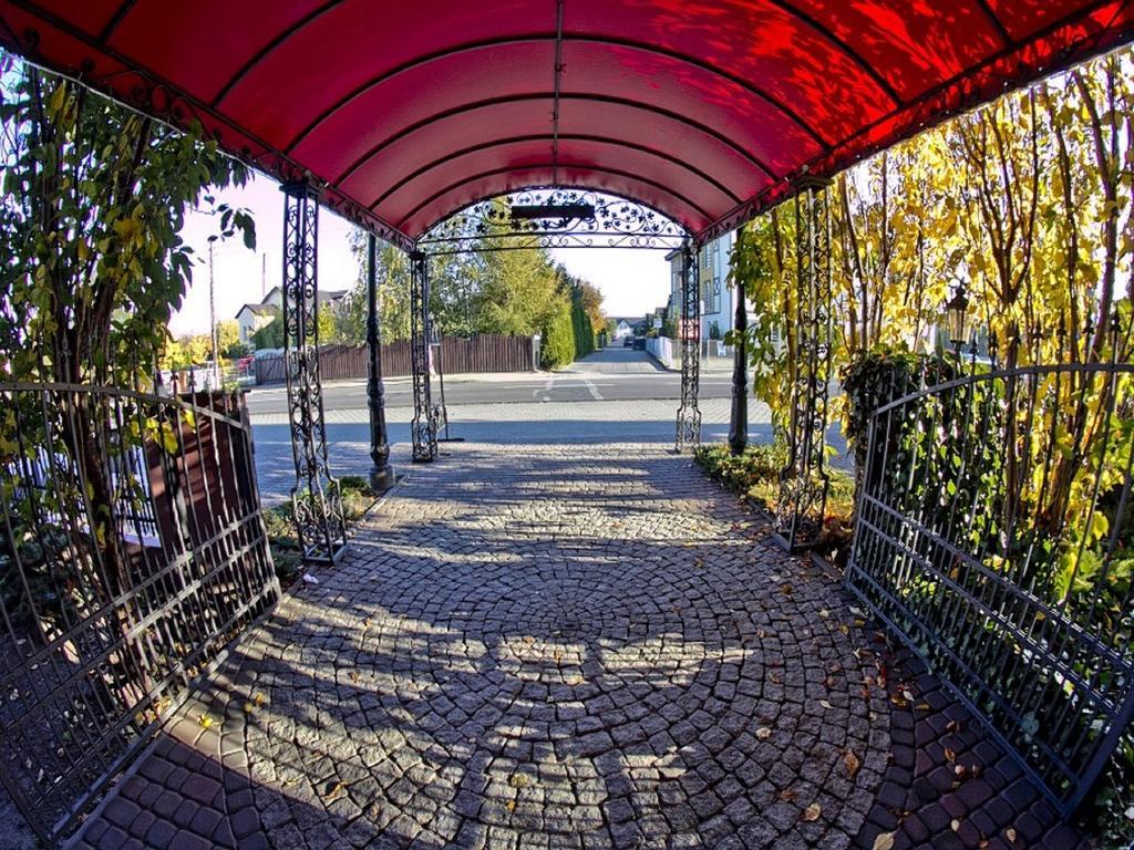 Pensjonat Zacisze Plewiska Exterior foto
